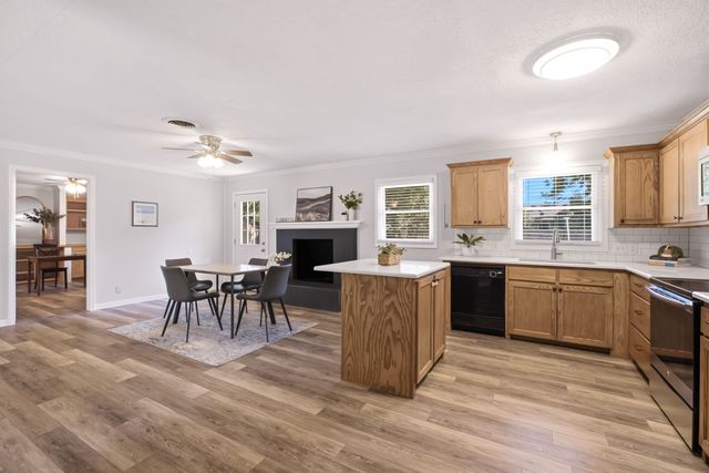 421 S 1st Street, Krum, TX 76249