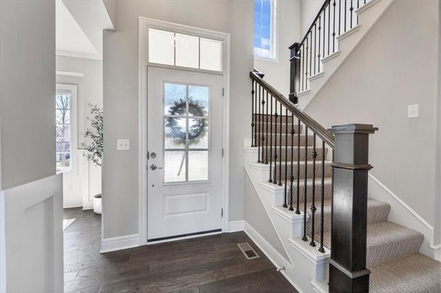 914 Rannoch Lane, Raymore, MO 64083