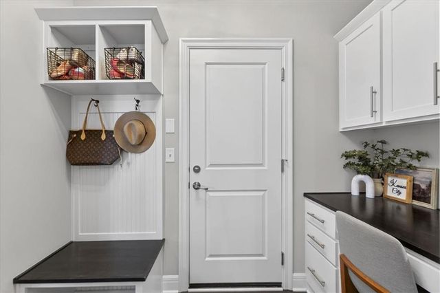 914 Rannoch Lane, Raymore, MO 64083