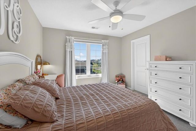 914 Rannoch Lane, Raymore, MO 64083