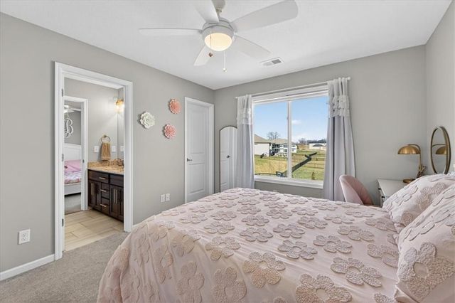 914 Rannoch Lane, Raymore, MO 64083