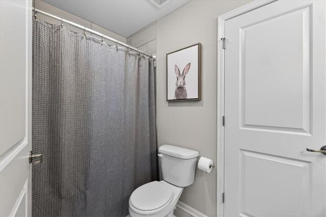 914 Rannoch Lane, Raymore, MO 64083