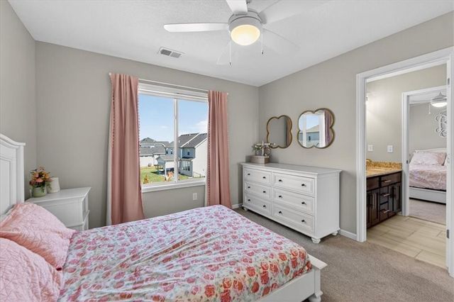 914 Rannoch Lane, Raymore, MO 64083