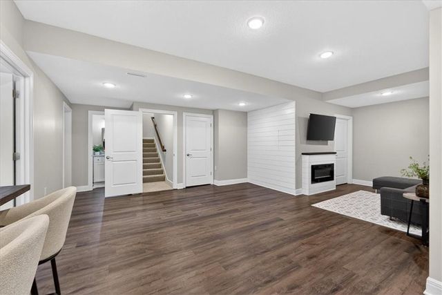 914 Rannoch Lane, Raymore, MO 64083