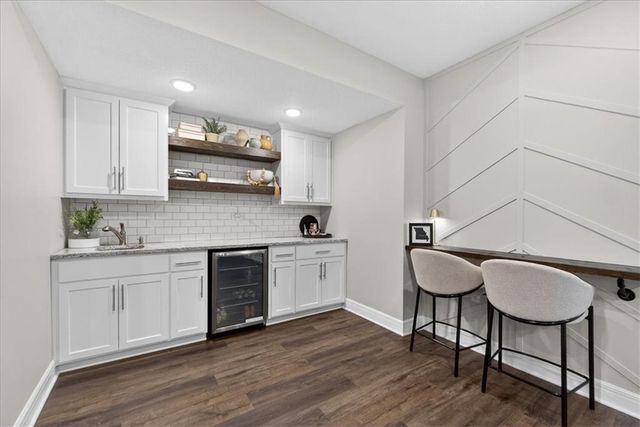 914 Rannoch Lane, Raymore, MO 64083