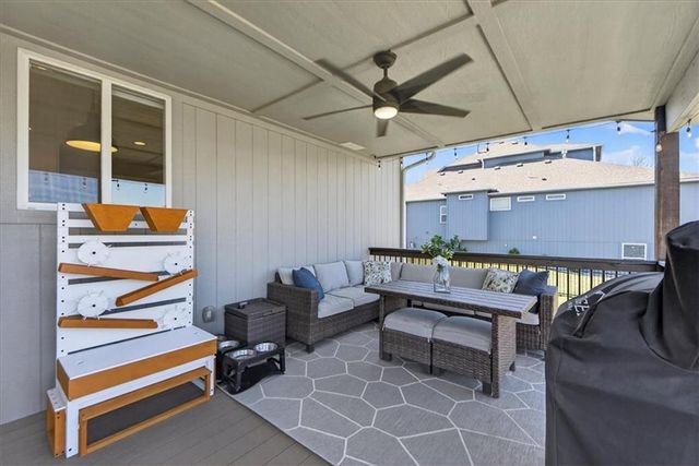 914 Rannoch Lane, Raymore, MO 64083