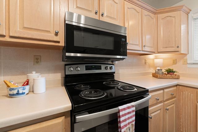 175 S Riverwood, Bronston, KY 42518