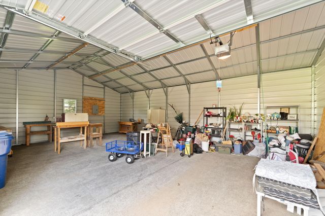 175 S Riverwood, Bronston, KY 42518