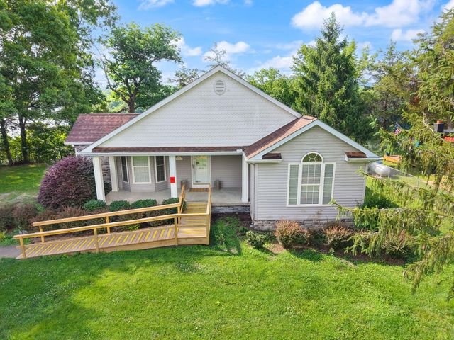 175 S Riverwood, Bronston, KY 42518