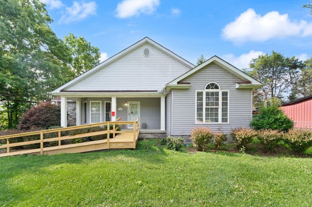 175 S Riverwood, Bronston, KY 42518
