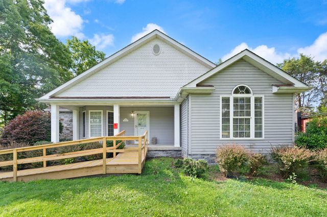 175 S Riverwood, Bronston, KY 42518