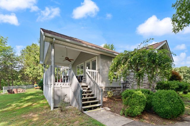 175 S Riverwood, Bronston, KY 42518