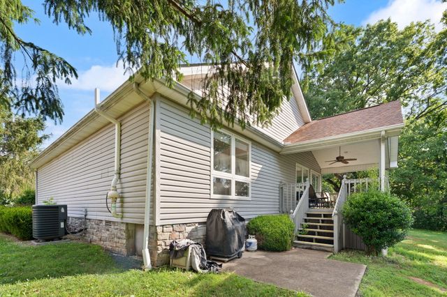 175 S Riverwood, Bronston, KY 42518