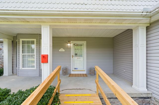 175 S Riverwood, Bronston, KY 42518