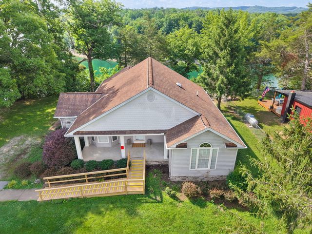 175 S Riverwood, Bronston, KY 42518