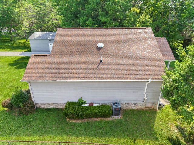175 S Riverwood, Bronston, KY 42518