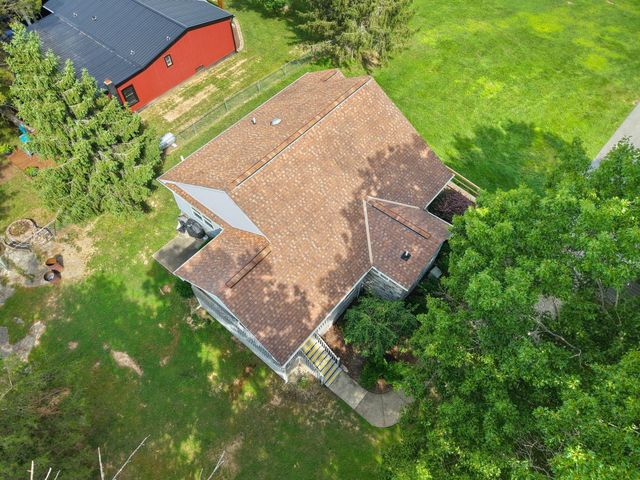175 S Riverwood, Bronston, KY 42518