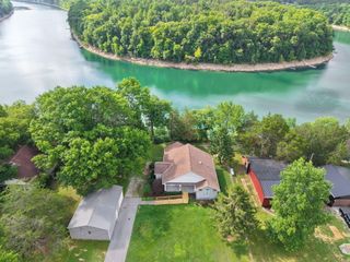 175 S Riverwood, Bronston, KY 42518
