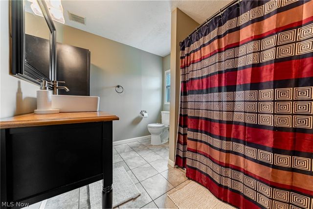 53 Charter Drive, Northfield, OH 44067