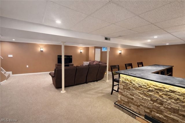 53 Charter Drive, Northfield, OH 44067