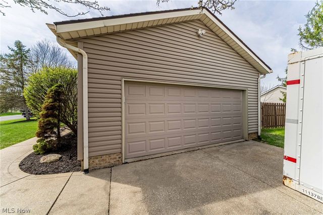 53 Charter Drive, Northfield, OH 44067