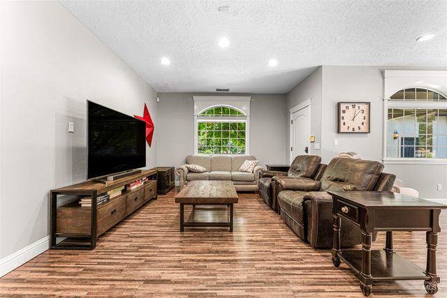 704 N White Sage Way, Eagle, ID 83616