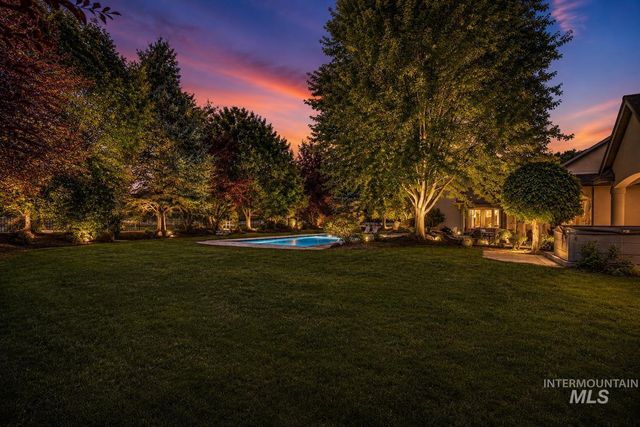 704 N White Sage Way, Eagle, ID 83616