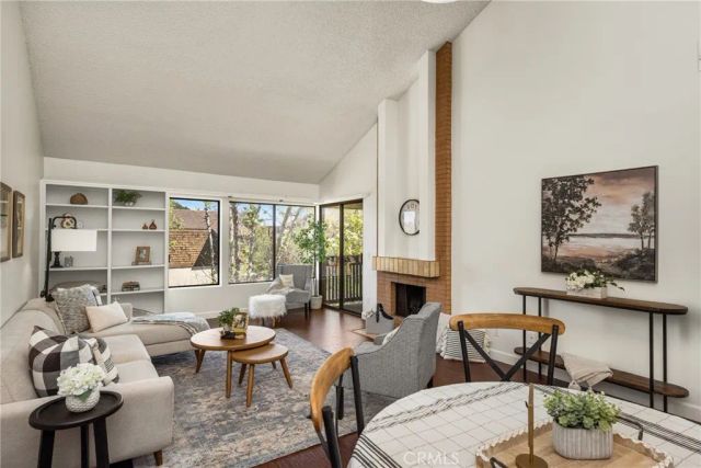 2504 E Willow 302, Signal Hill, CA 90755