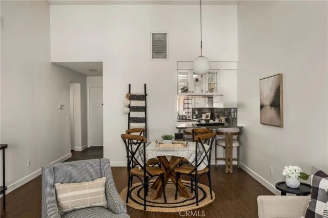 2504 E Willow 302, Signal Hill, CA 90755