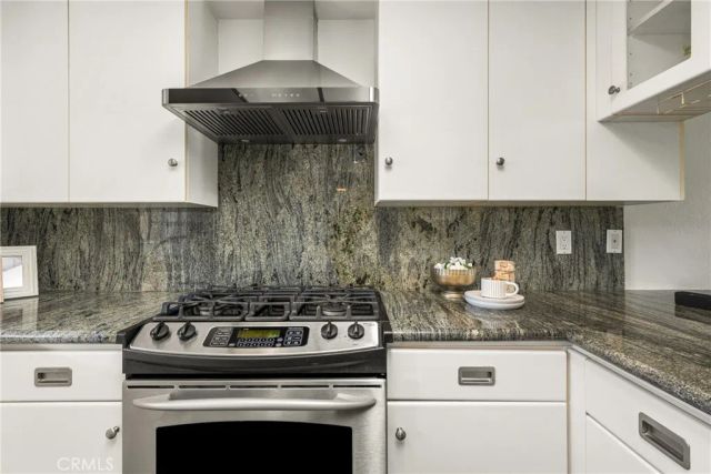 2504 E Willow 302, Signal Hill, CA 90755