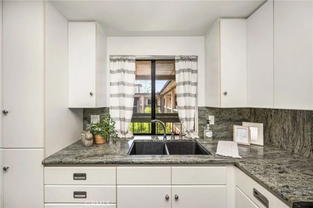 2504 E Willow 302, Signal Hill, CA 90755