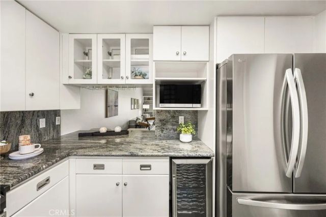 2504 E Willow 302, Signal Hill, CA 90755