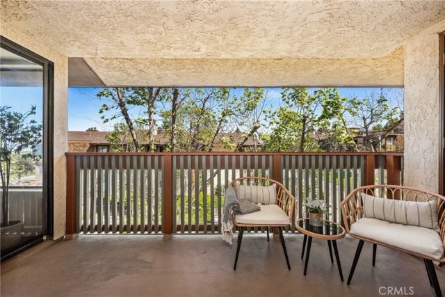 2504 E Willow 302, Signal Hill, CA 90755