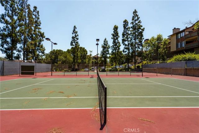 2504 E Willow 302, Signal Hill, CA 90755