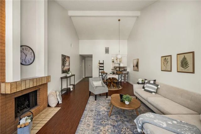 2504 E Willow 302, Signal Hill, CA 90755