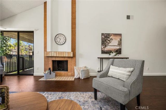 2504 E Willow 302, Signal Hill, CA 90755