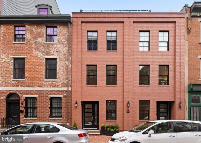 207A VINE ST, Philadelphia, PA 19106