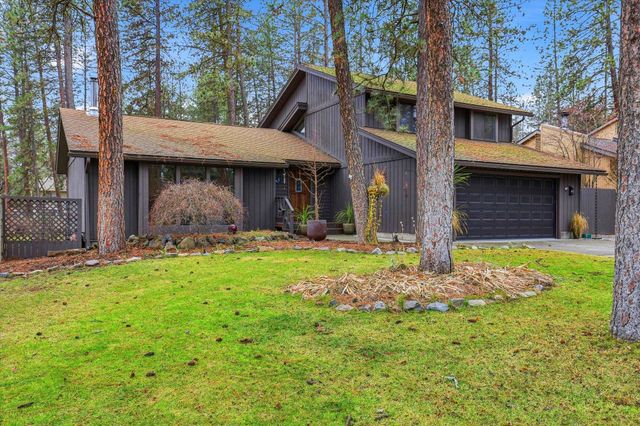 910 E TIMBERWOOD Cir, Spokane, WA 99208