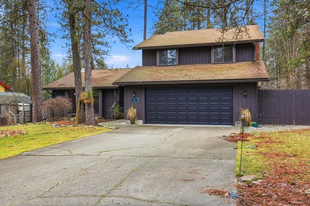 910 E TIMBERWOOD Cir, Spokane, WA 99208