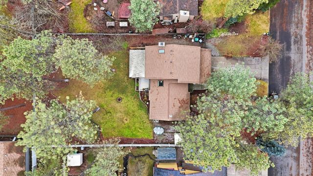 910 E TIMBERWOOD Cir, Spokane, WA 99208