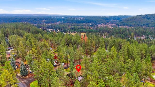 910 E TIMBERWOOD Cir, Spokane, WA 99208