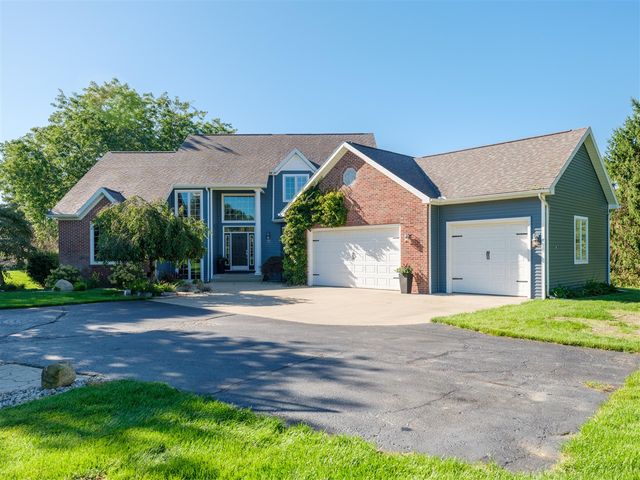 22533 Vineyard Circle, Mattawan, MI 49071