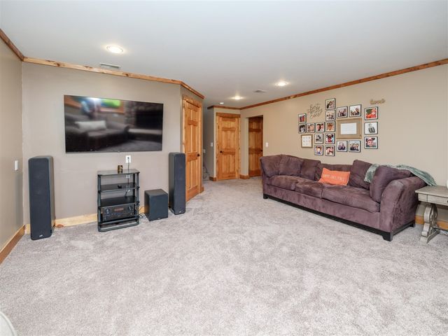 22533 Vineyard Circle, Mattawan, MI 49071