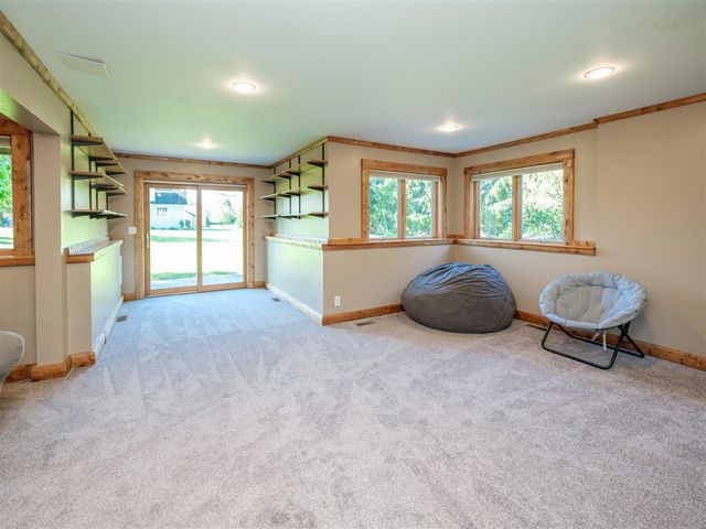 22533 Vineyard Circle, Mattawan, MI 49071