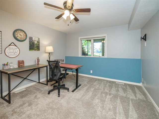22533 Vineyard Circle, Mattawan, MI 49071