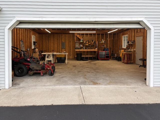 22533 Vineyard Circle, Mattawan, MI 49071