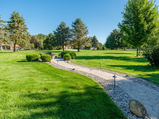 22533 Vineyard Circle, Mattawan, MI 49071