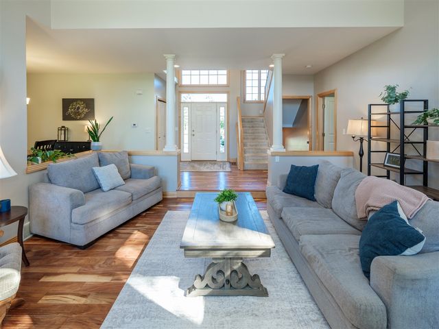 22533 Vineyard Circle, Mattawan, MI 49071