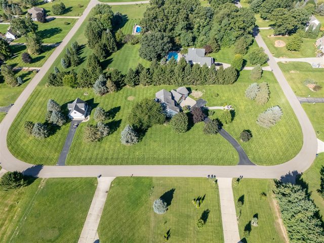 22533 Vineyard Circle, Mattawan, MI 49071