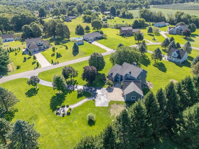 22533 Vineyard Circle, Mattawan, MI 49071